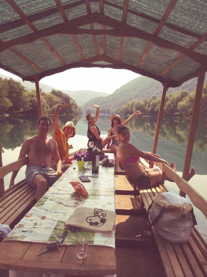 Apartment Terra & Boat Trip Bihac Exterior photo